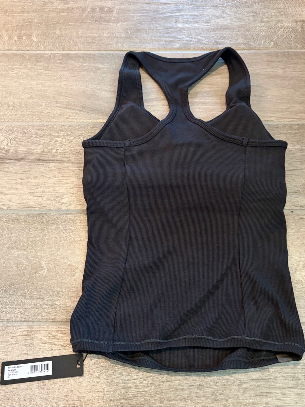 ONER ACTIVE MELLOW RIB SCOOP NECK VEST w/BUILT IN BRA - SMALL - Picture 5 of 5